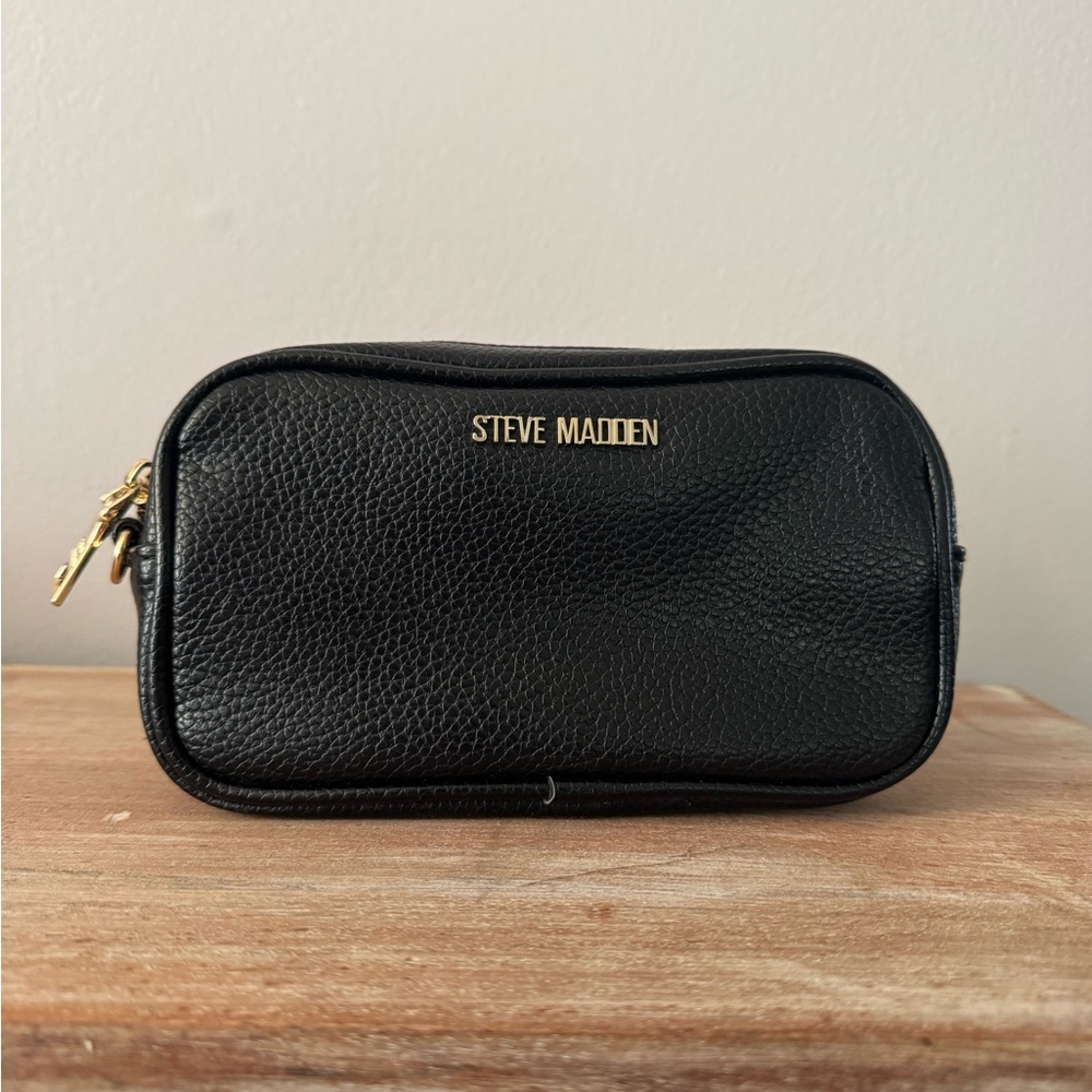 Steve Madden Black Fanny/ Belt Bag
